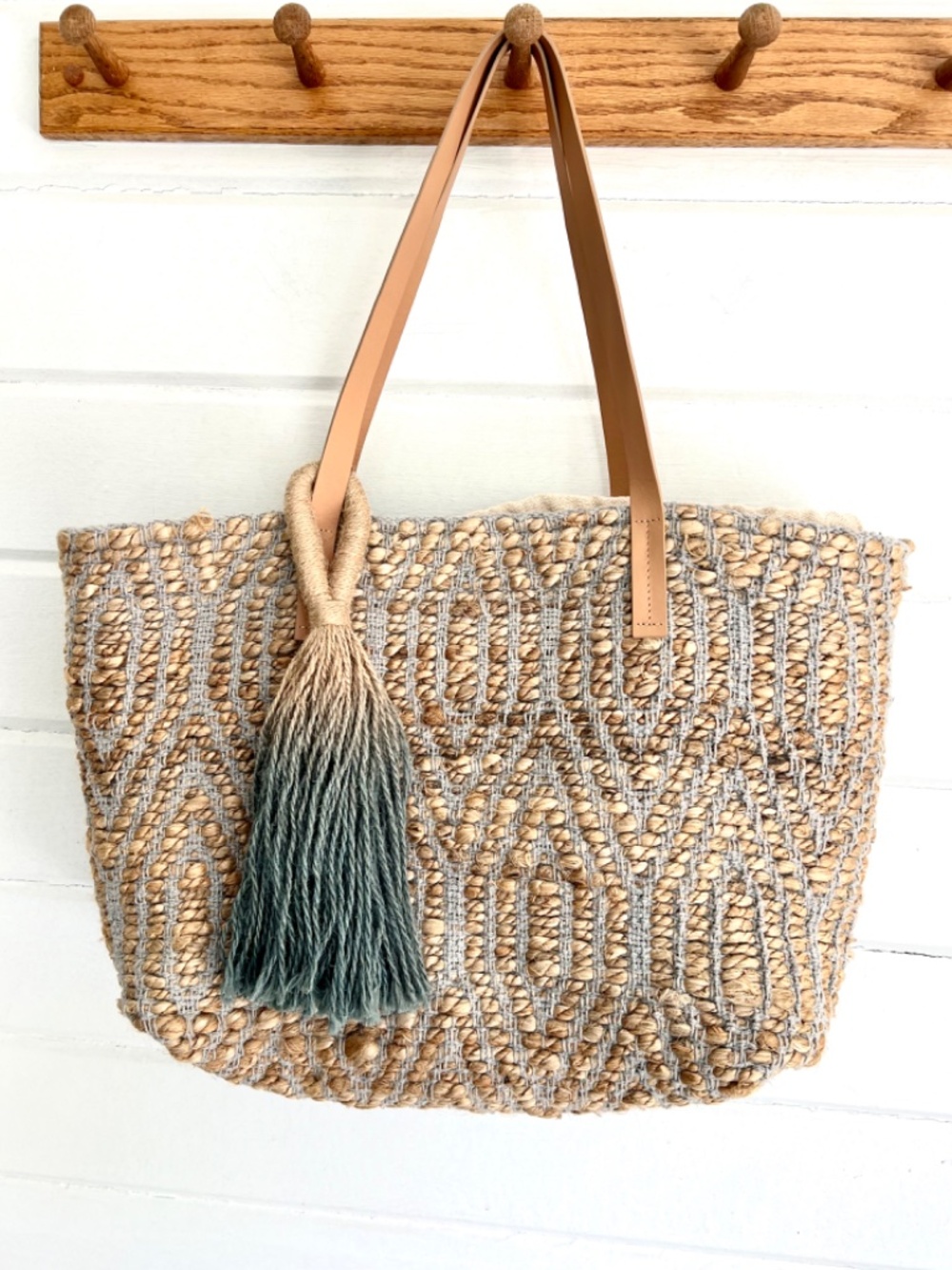 ZARA XL Woven Jute Tote Bag with XL Tassel - NWOT